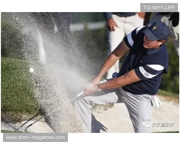 伍迪-奥斯汀总统杯落水事件回顾,狼狈救球后仍为球队取分 伍迪-奥斯汀总统杯落水事件回顾,狼狈救球后仍为球队取分
